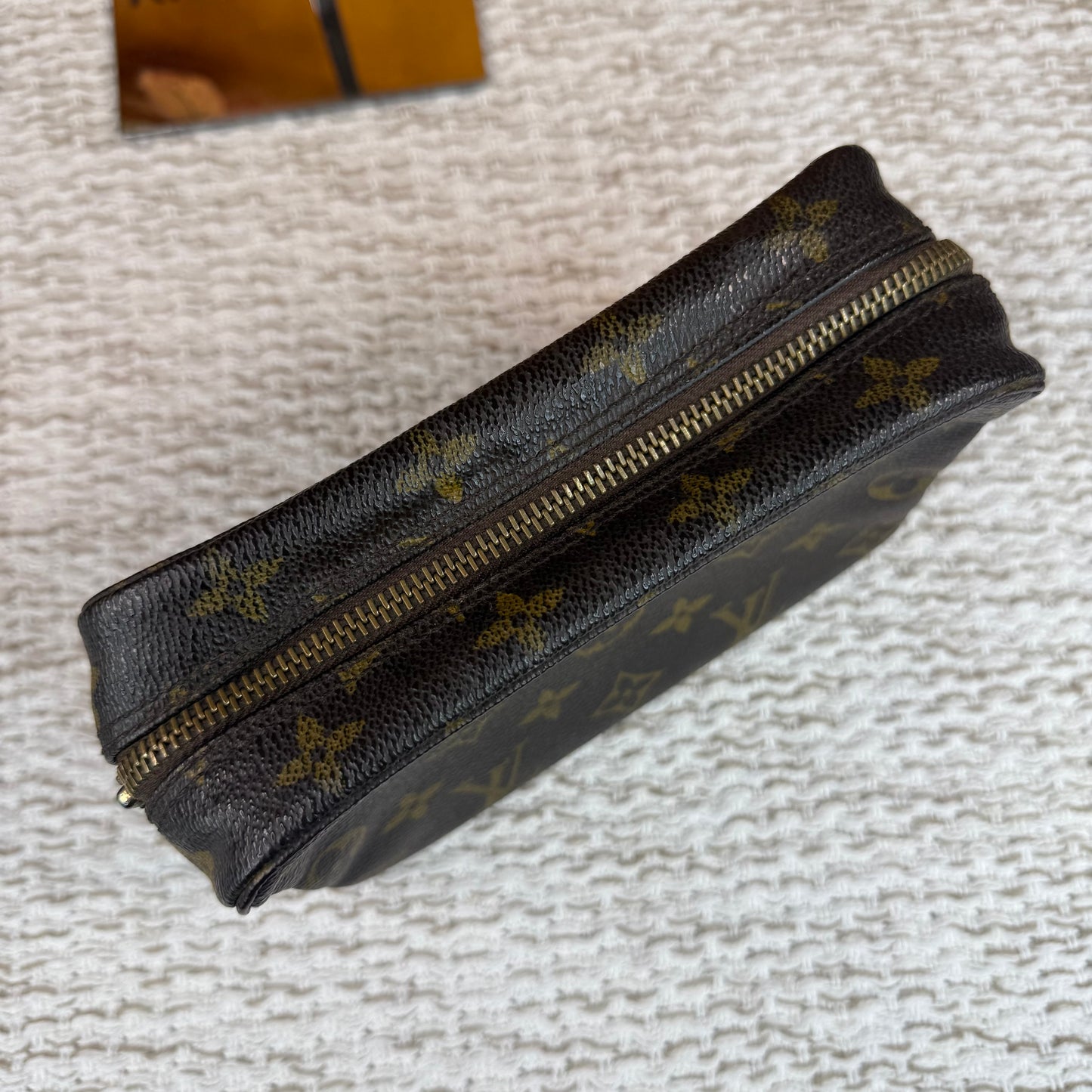 LOUIS VUITTON TROUSSE 18 MAKE UP POUCH
