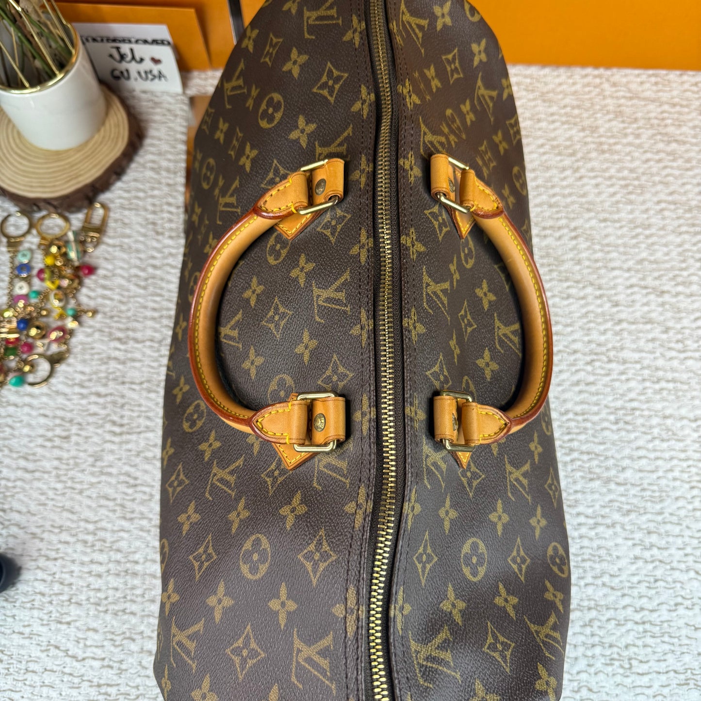 LOUIS VUITTON SPEEDY 40 in Monogram