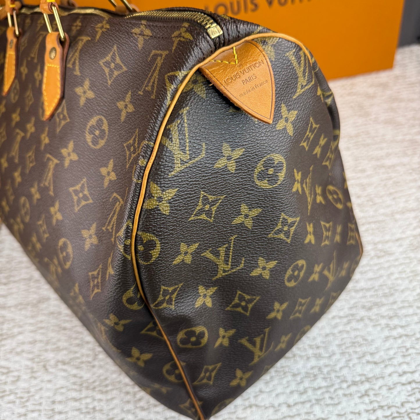 LOUIS VUITTON SPEEDY 40 in Monogram