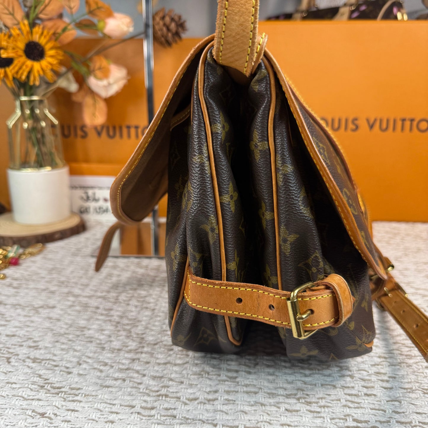 LOUIS VUITTON SAUMUR 30 in Monogram