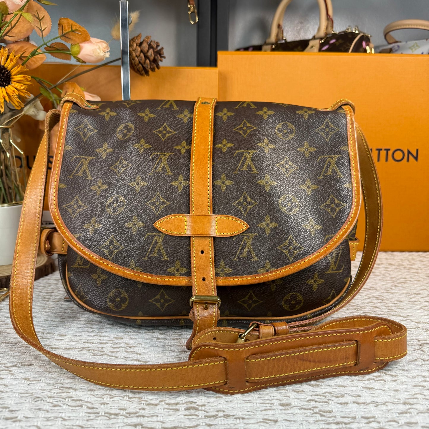 LOUIS VUITTON SAUMUR 30 in Monogram