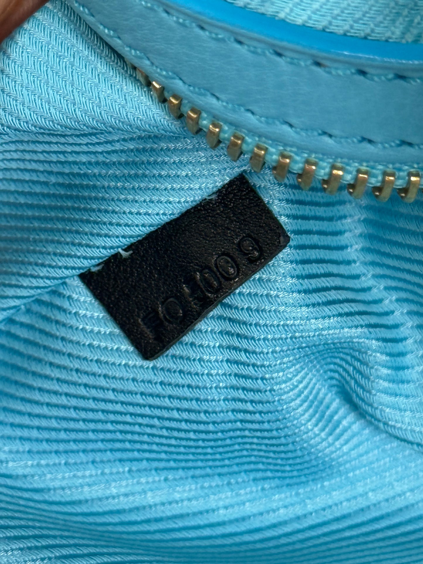 LOUIS VUITTON 2010 LIMITED EDITION BOHEMIAN GYPSY GM BLUE