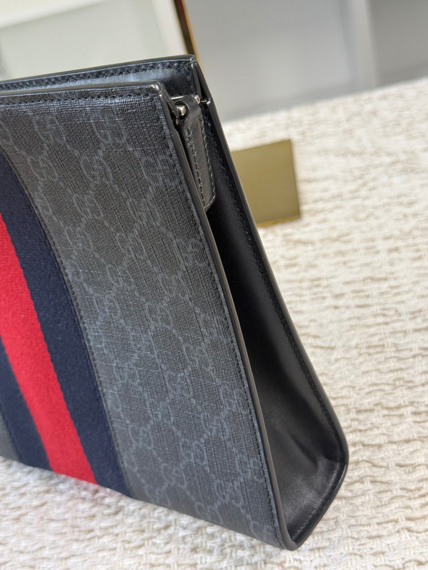 GUCCI GG SUPREME WEB POUCH CLUTCH BAG