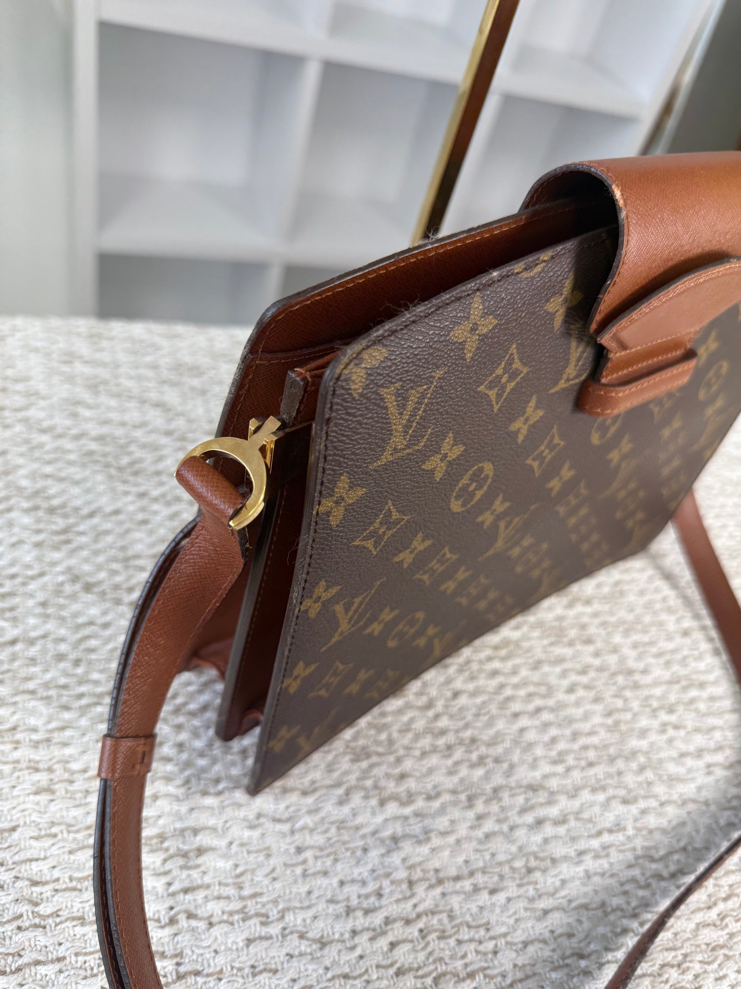LOUIS VUITTON COURCELLES SHOULDER BAG IN MONOGRAM