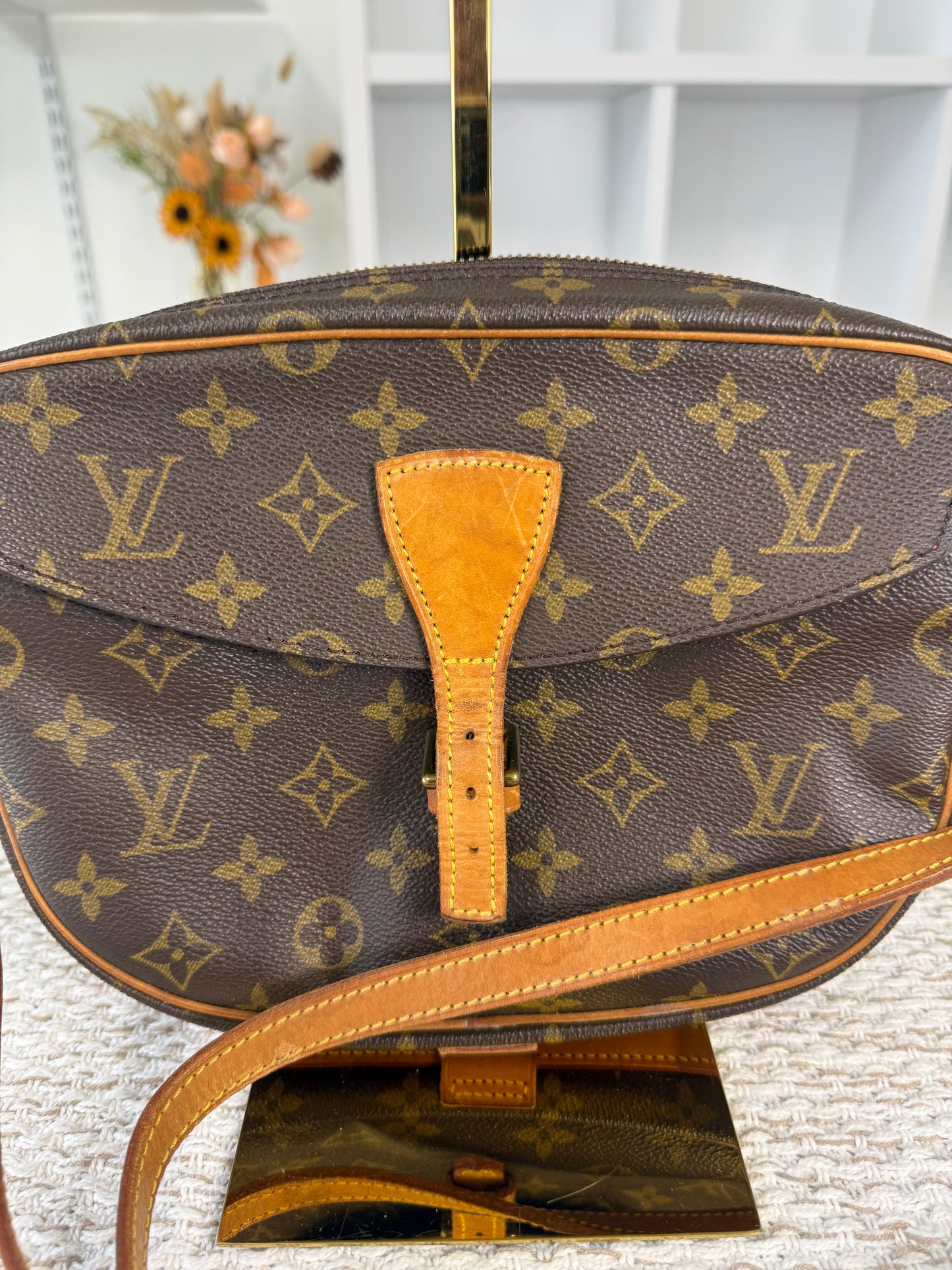 LOUIS VUITTON MONOGRAM CANVAS JEUNE FILLE MM SHOULDER BAG