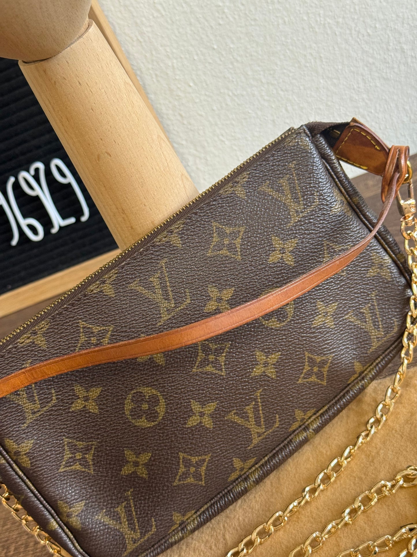 POCHETTE ACCESSOIRES VI0022