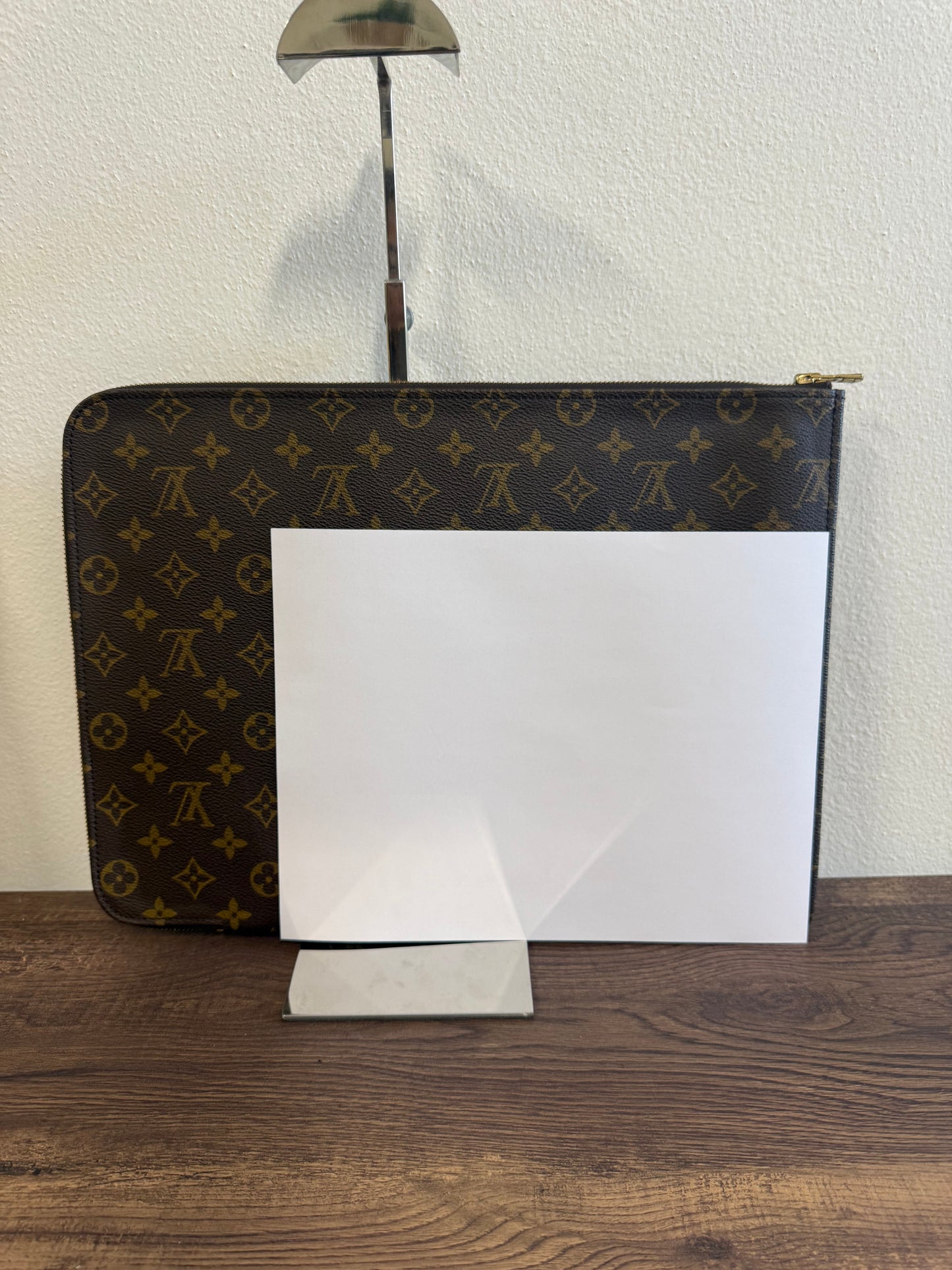Louis Vuitton Monogram Canvas Poche Documents Case