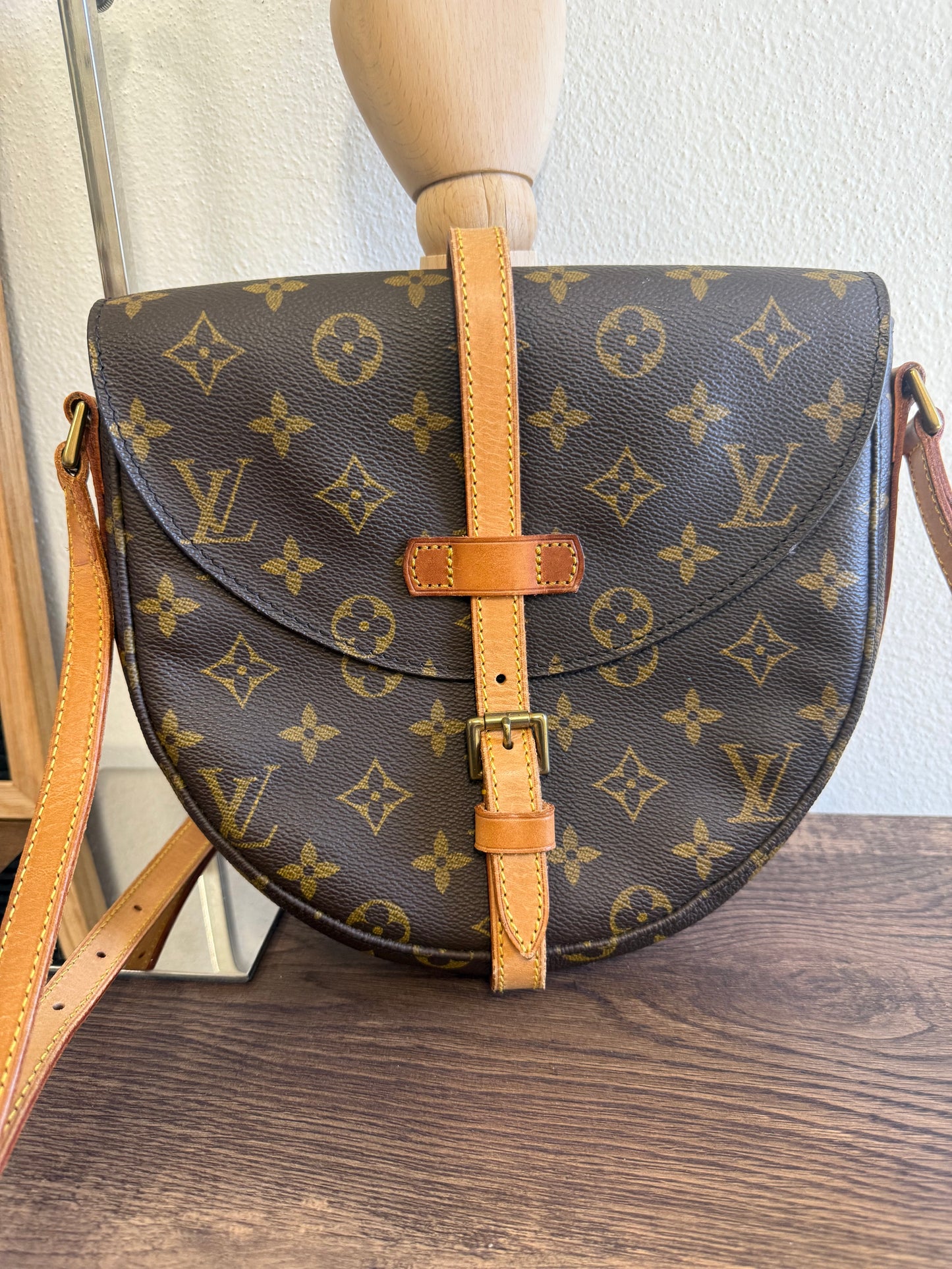 LOUIS VUITTON CHANTILY MM MONOGRAM CANVAS