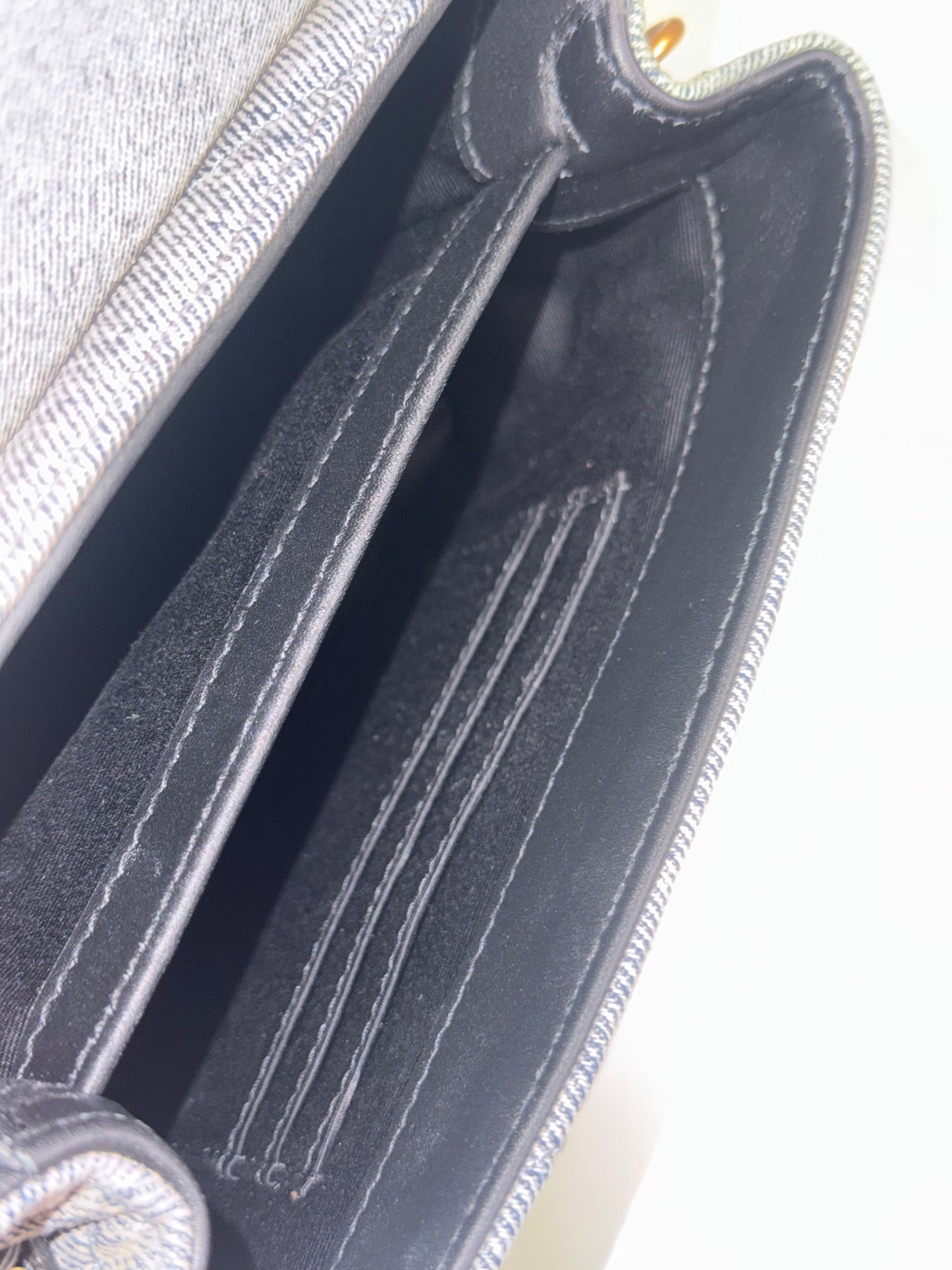 Yves Saint Laurent Toy LouLou Blue-Gray Denim Shoulder Bag