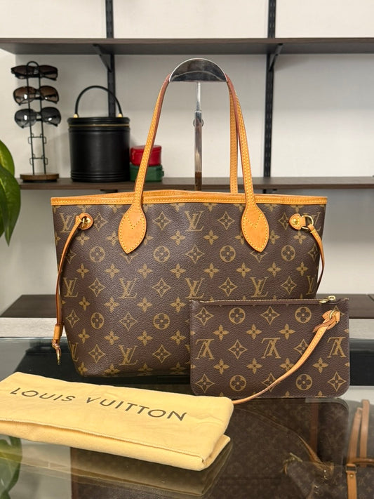 LOUIS VUITTON Monogram Neverfull PM in Monogram