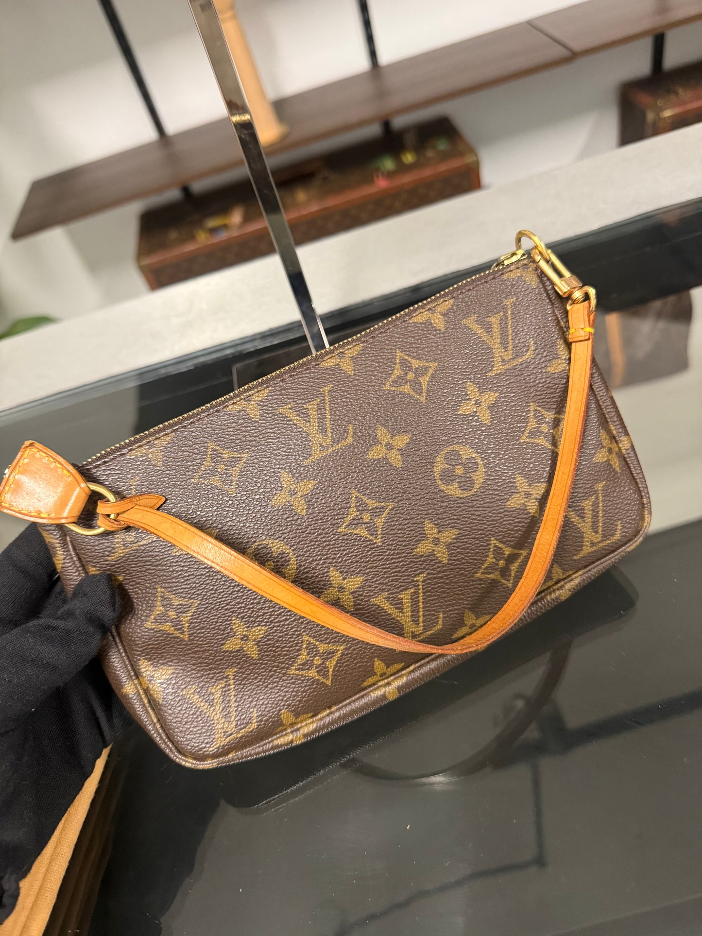 Louis Vuitton Pochette Accessoires Monogram Canvas M51980