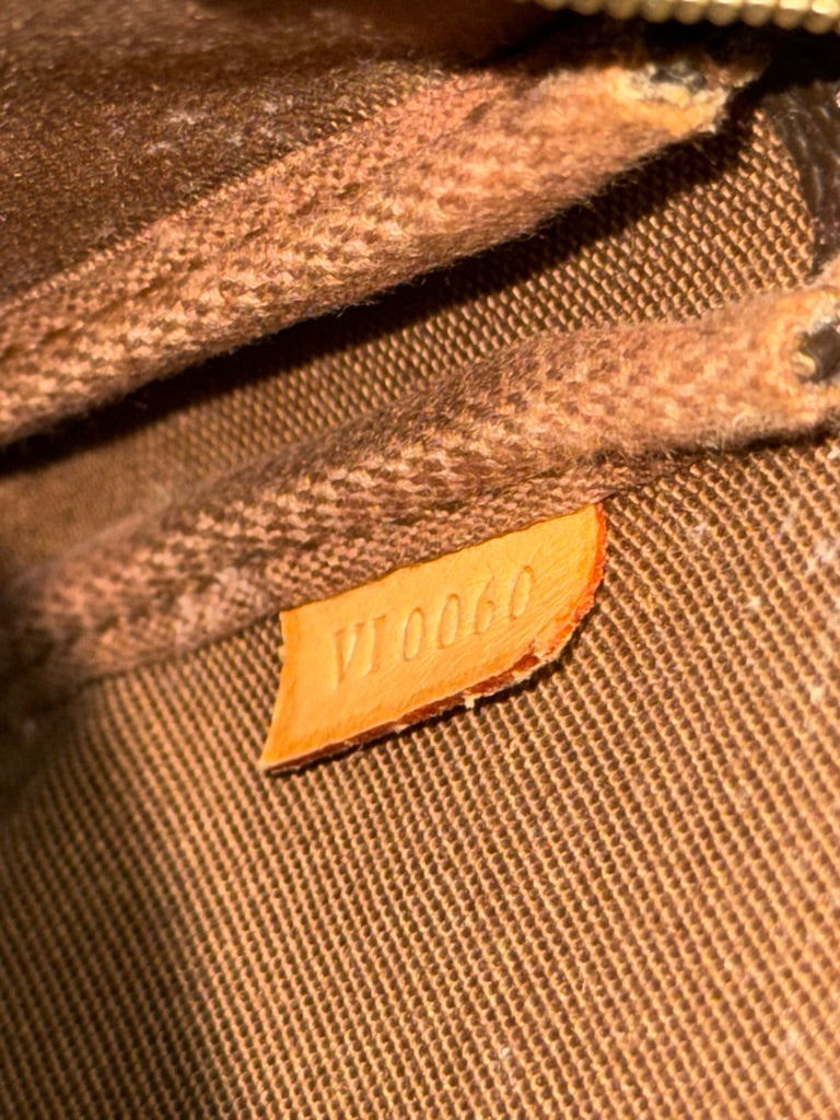 Louis Vuitton Pochette Accessoires Monogram Canvas M51980