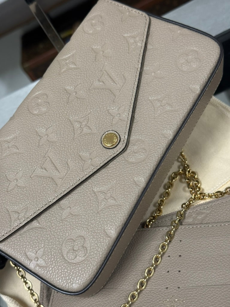 Louis Vuitton Pochette Félicie Monogram Empreinte Tourterelle Empreinte