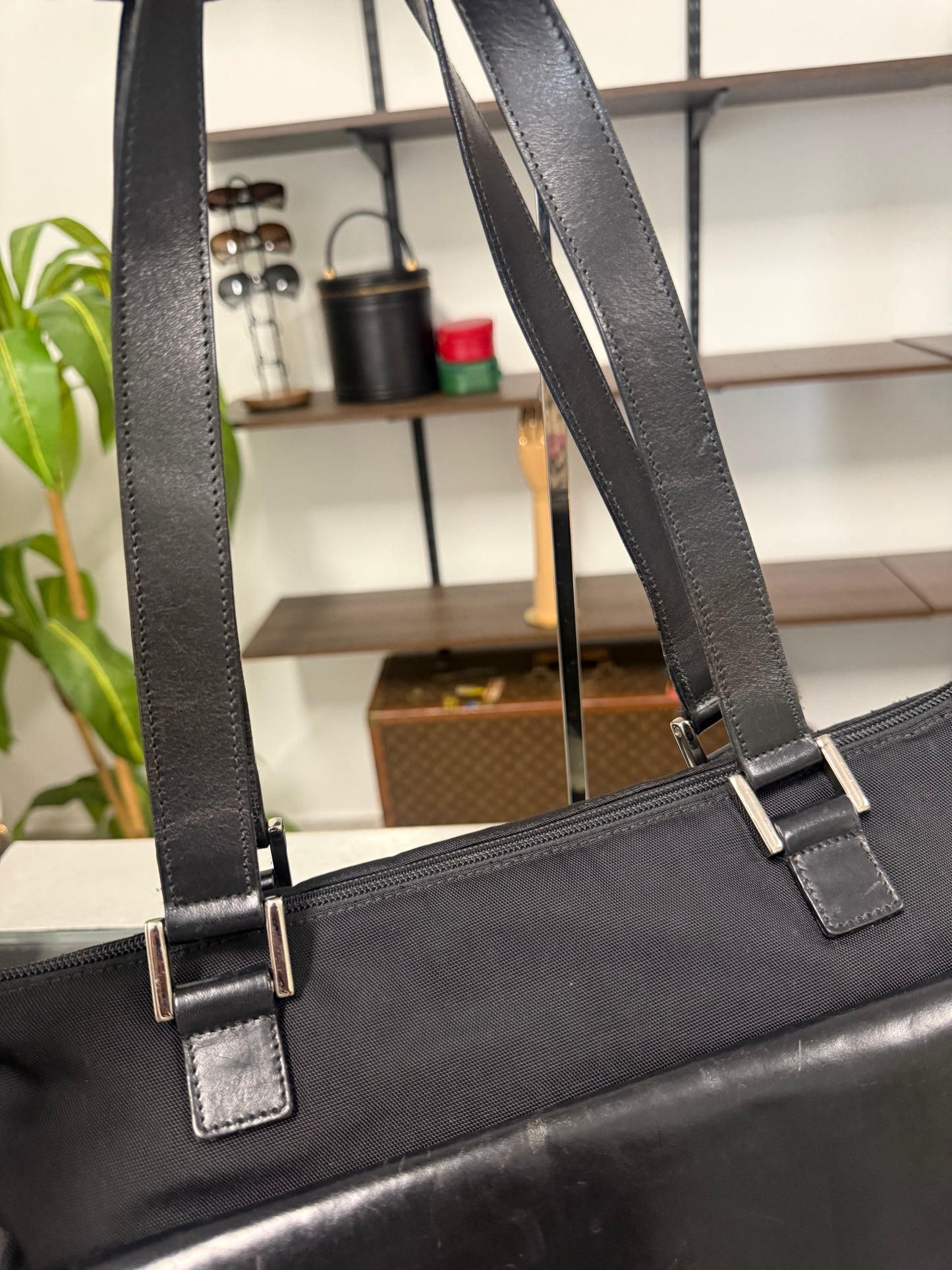Gucci Black Nylon and Leather Shoulder Bag