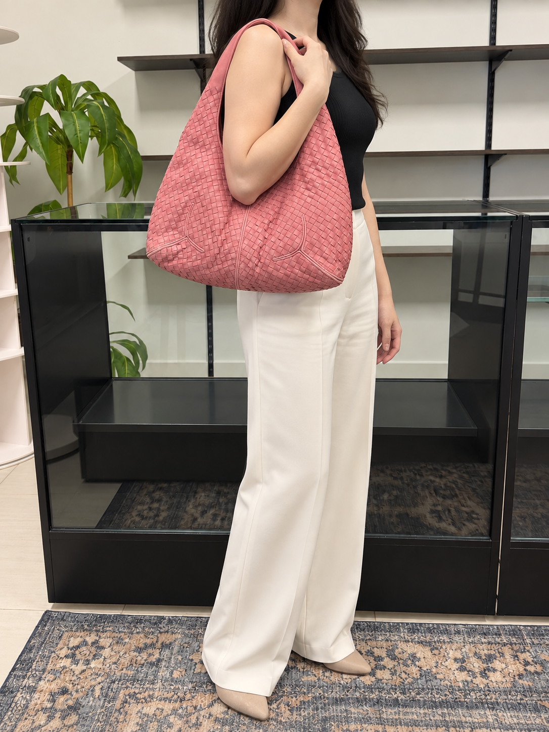 Intrecciato Ball Hobo Nappa Leather Pink Shoulder Bag