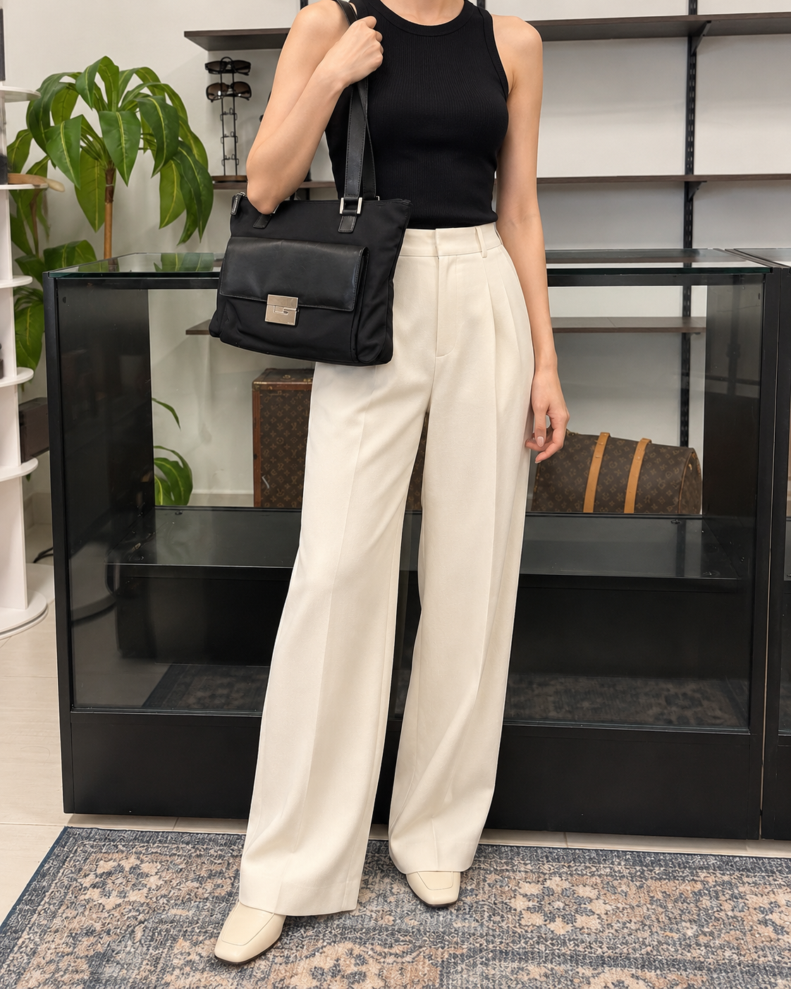 Gucci Black Nylon and Leather Shoulder Bag