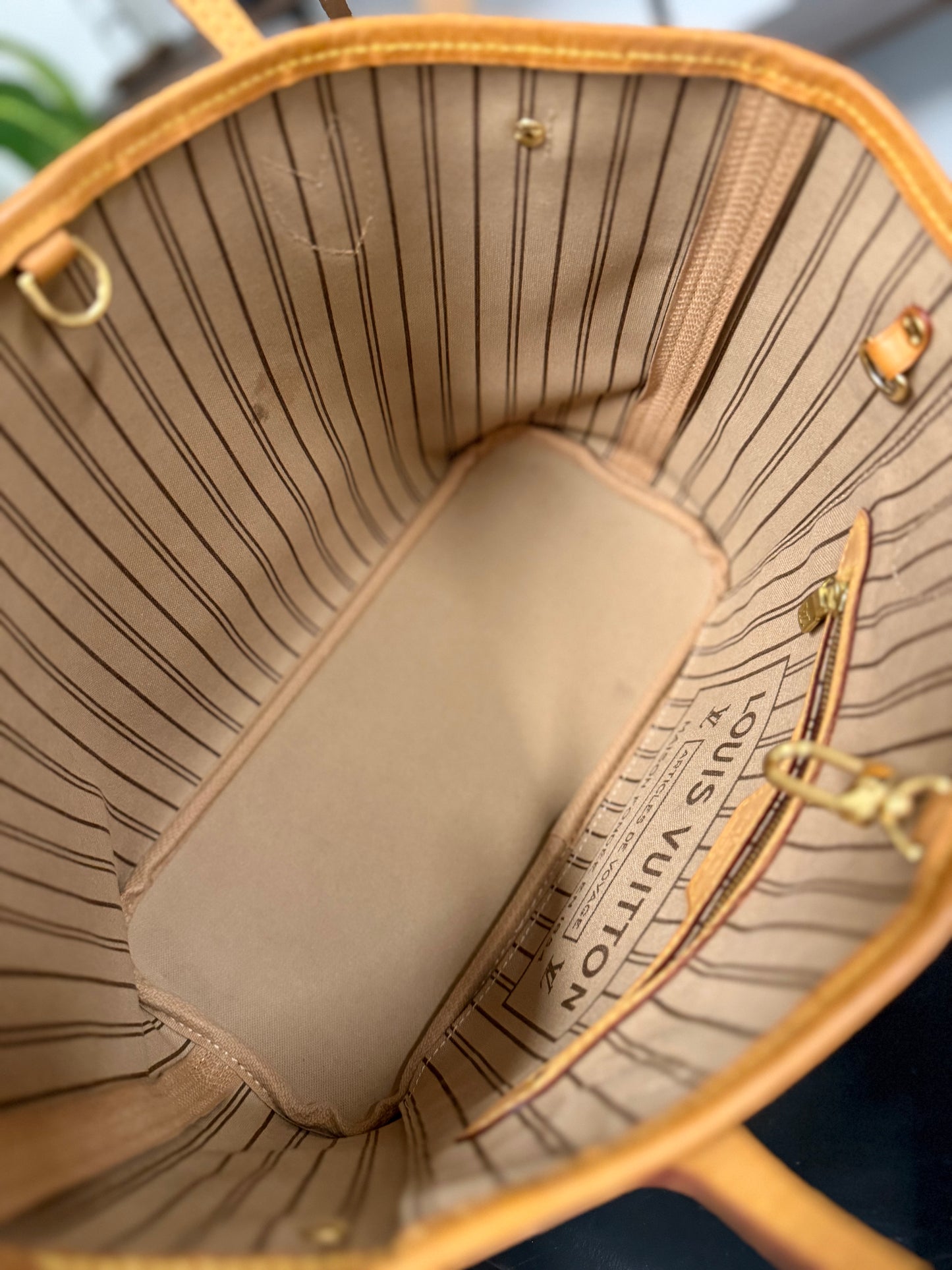 LOUIS VUITTON Monogram Neverfull PM in Monogram