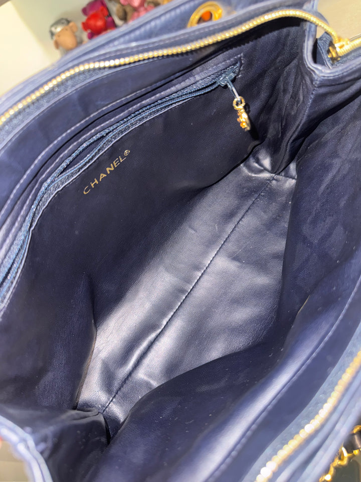 Quilted Lambskin Navy Blue Leather Zip Shoulder Bag circa 1989–1991