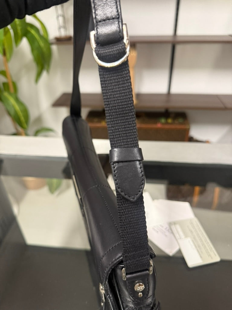 Christian Dior Street Chic Trotter Shoulder Bag in Black