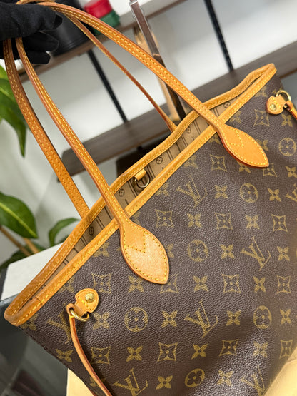 Louis Vuitton Neverfull PM Monogram Canvas Tote Bag M40155