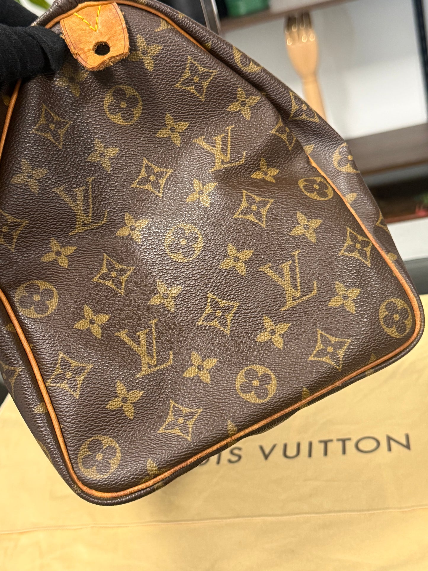 LOUIS VUITTON SPEEDY 35 IN MONOGRAM