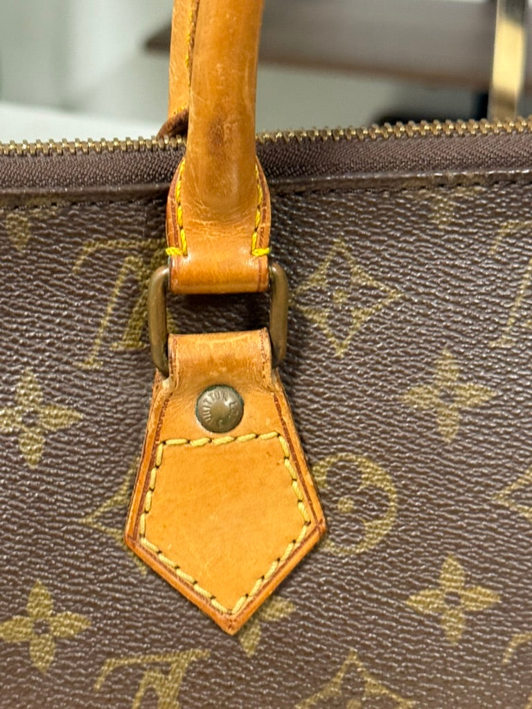Louis Vuitton Very Rare Vintage Sac Triangle Monogram Handbag M51360