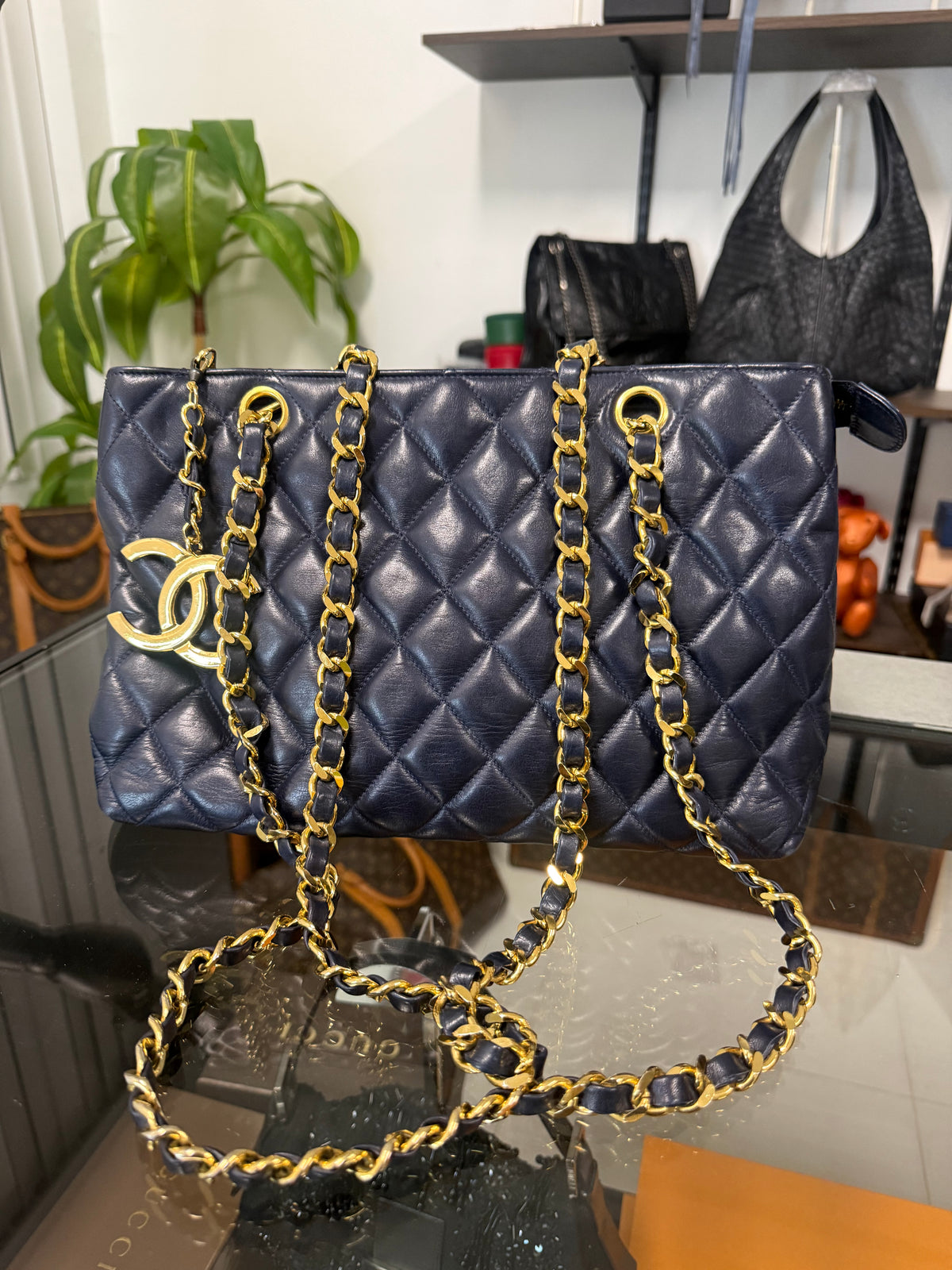 Chanel Navy Blue Quilted Lambskin Leather Zip Shoulder Bag circa 1989–1991