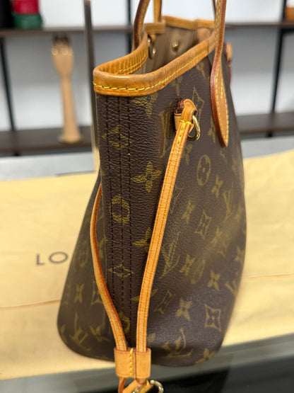 Louis Vuitton Neverfull PM Monogram Canvas Tote Bag M40155