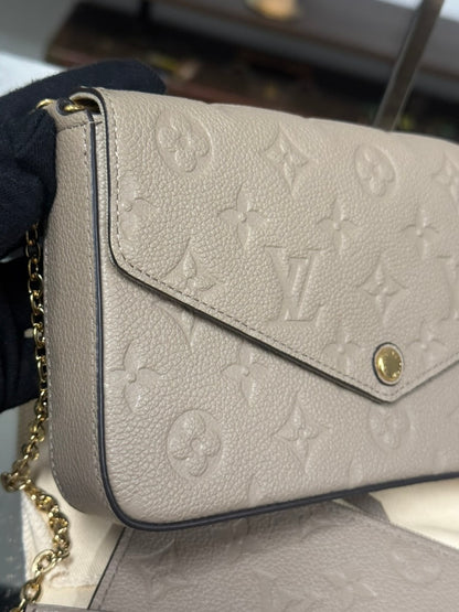 Louis Vuitton Pochette Félicie Monogram Empreinte Tourterelle Empreinte