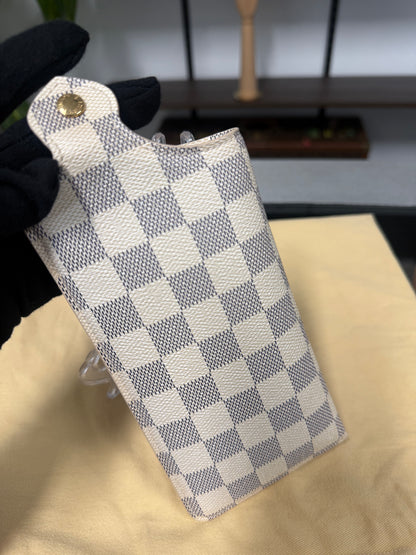 Louis Vuitton Étui Lunettes MM Damier Azur Sunglasses and Eyeglasses Case N60025