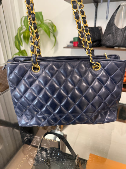 Chanel Navy Blue Quilted Lambskin Leather Zip Shoulder Bag circa 1989–1991