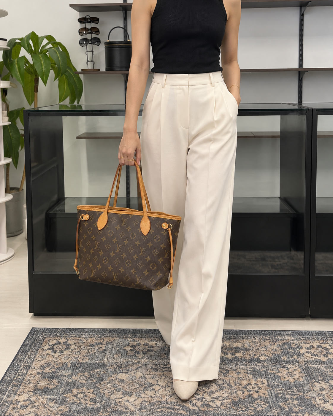 Louis Vuitton Neverfull PM Monogram Canvas Tote Bag M40155