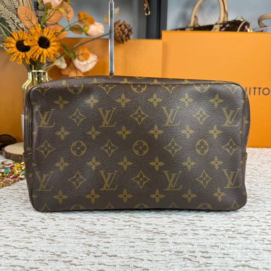 LOUIS VUITTON TROUSSE 28 MAKE UP POUCH