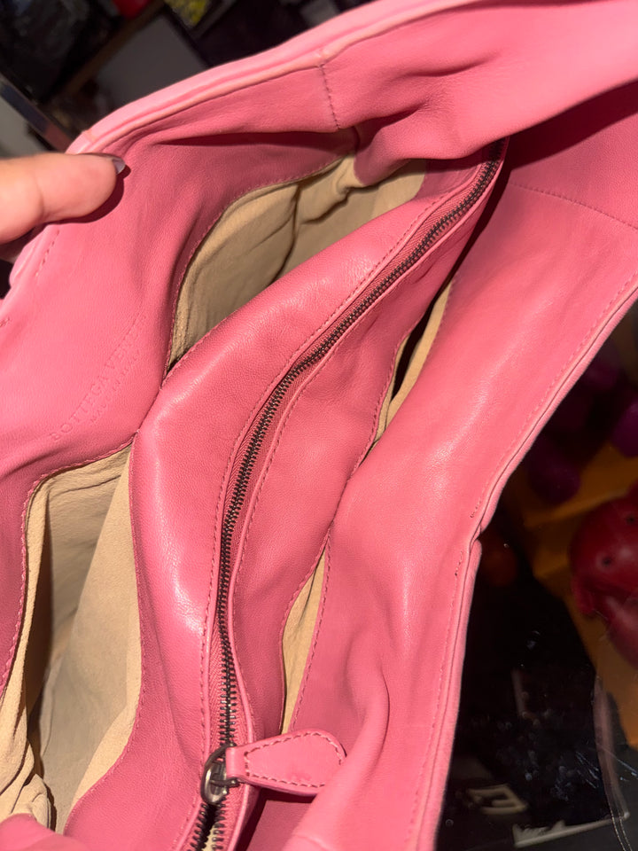 Intrecciato Ball Hobo Nappa Leather Pink Shoulder Bag