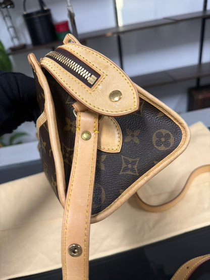 Louis Vuitton Popincourt Long Monogram Canvas Shoulder Bag M40008