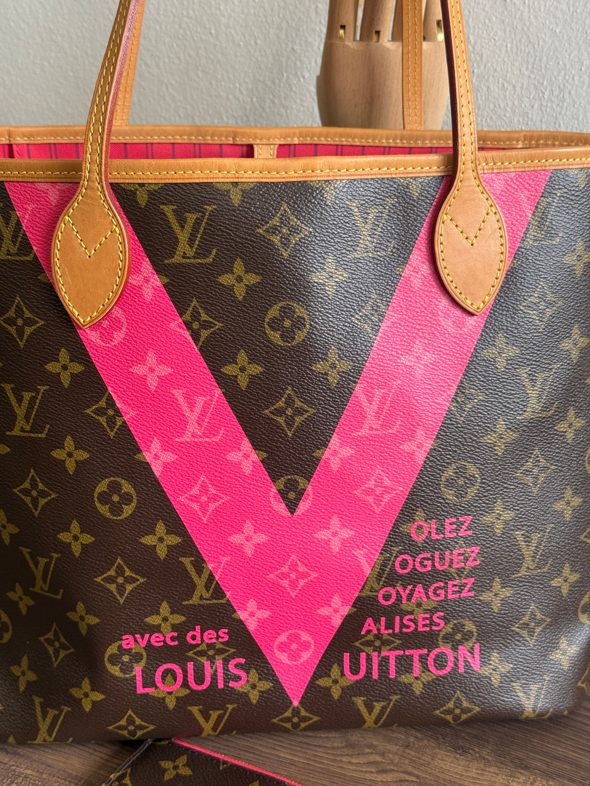 LOUIS VUITTON LIMITED EDITION NEVERFULL MM GRENADE V IN MONOGRAM PINK