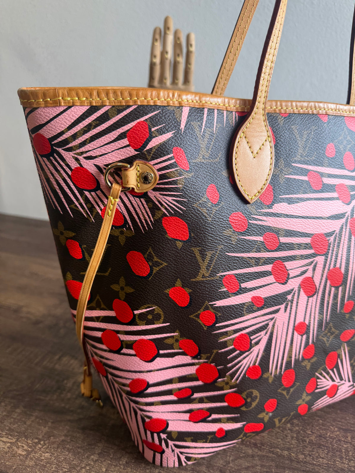 LOUIS VUITTON LIMITED EDITION NEVERFULL MM JUNGLE DOTS MONOGRAM SUGAR PINK POPPY