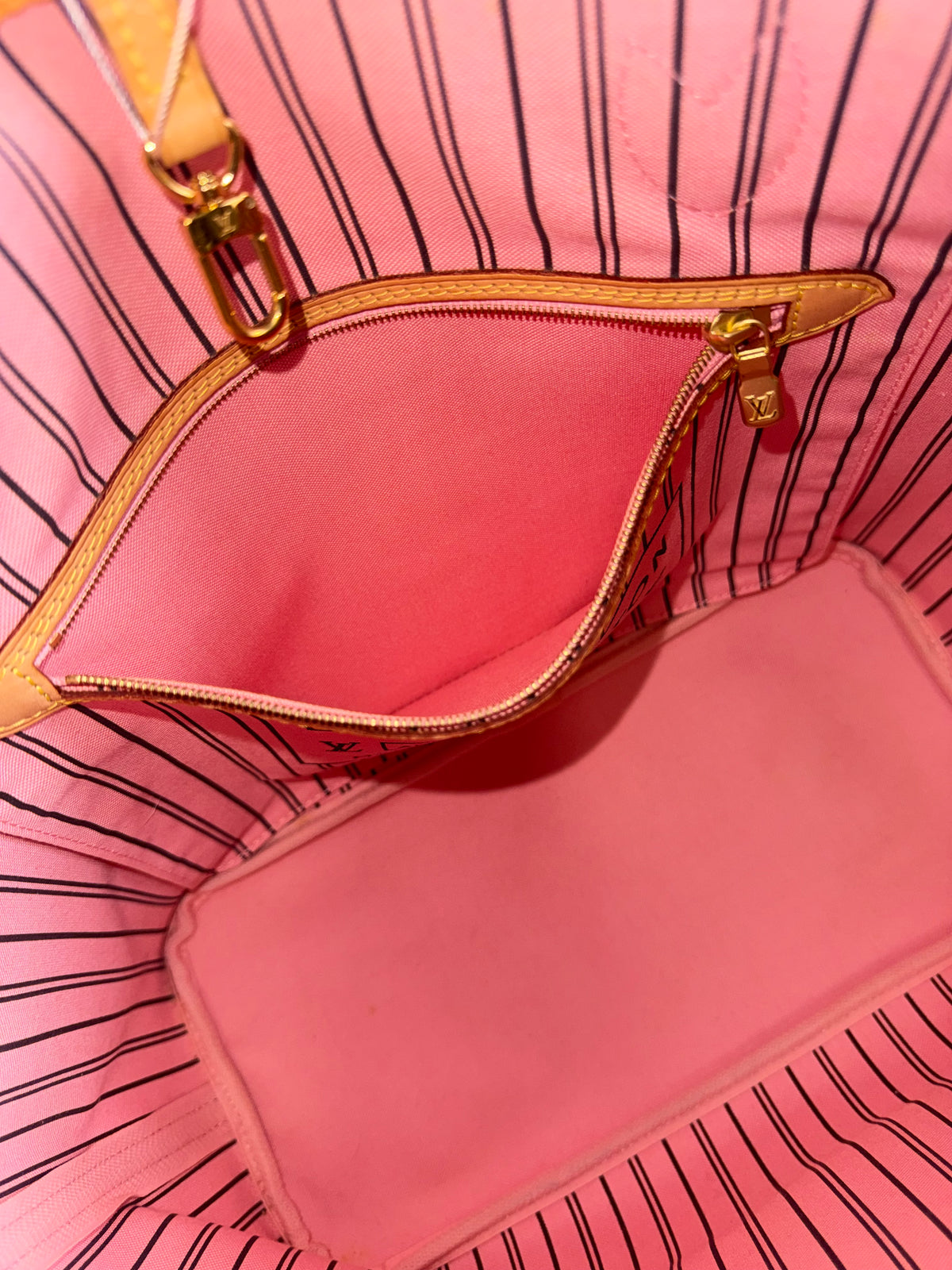 LOUIS VUITTON LIMITED EDITION NEVERFULL MM JUNGLE DOTS MONOGRAM SUGAR PINK POPPY