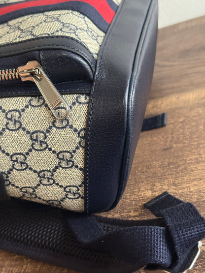 GUCCI GG SUPREME SMALL BACKPACK NAYV BLUE