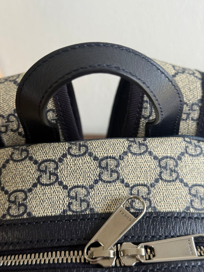 GUCCI GG SUPREME SMALL BACKPACK NAYV BLUE