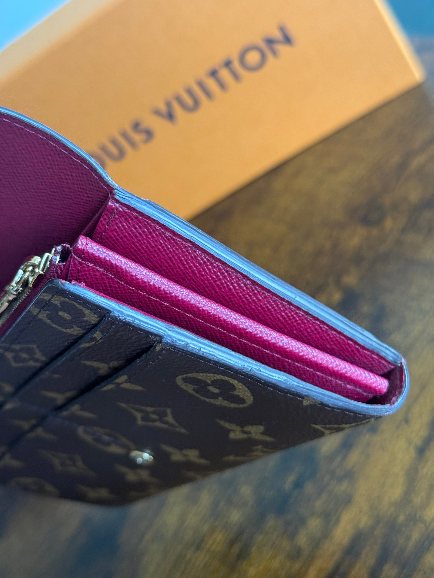 SARAH WALLET
