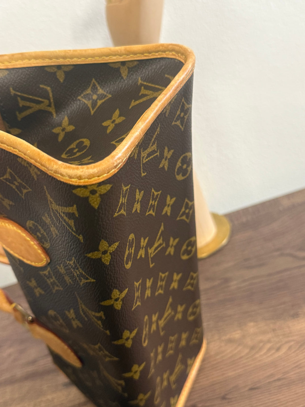 LOUIS VUITTON POPPINCOURT HANDBAG IN MONOGRAM