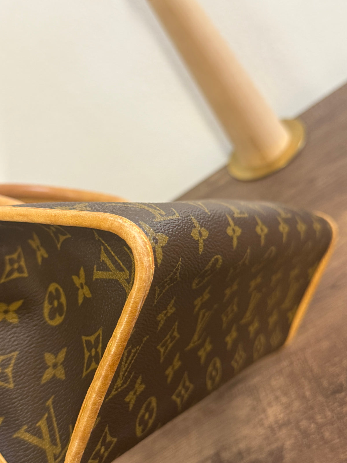 LOUIS VUITTON POPPINCOURT HANDBAG IN MONOGRAM