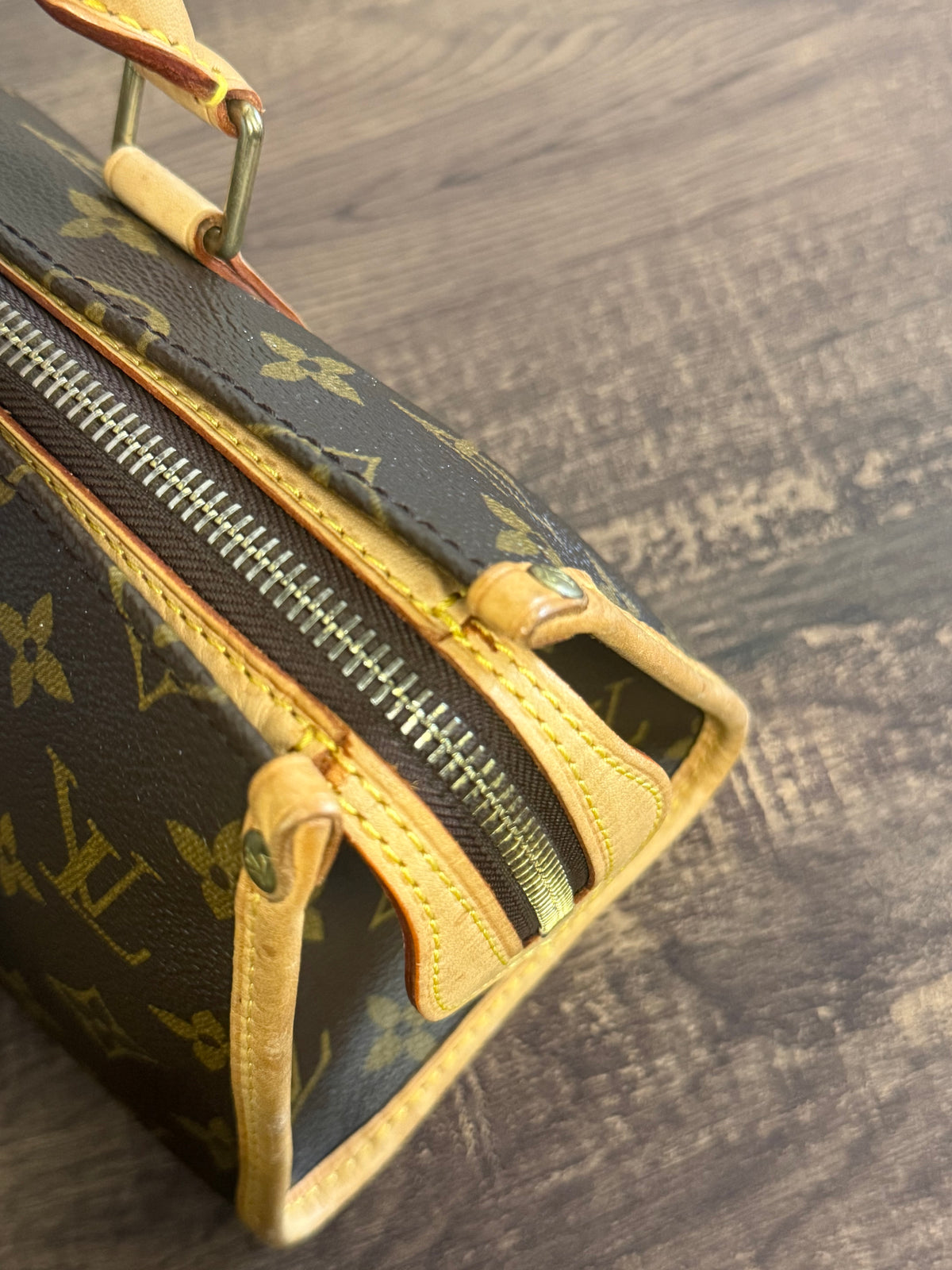 LOUIS VUITTON POPPINCOURT HANDBAG IN MONOGRAM