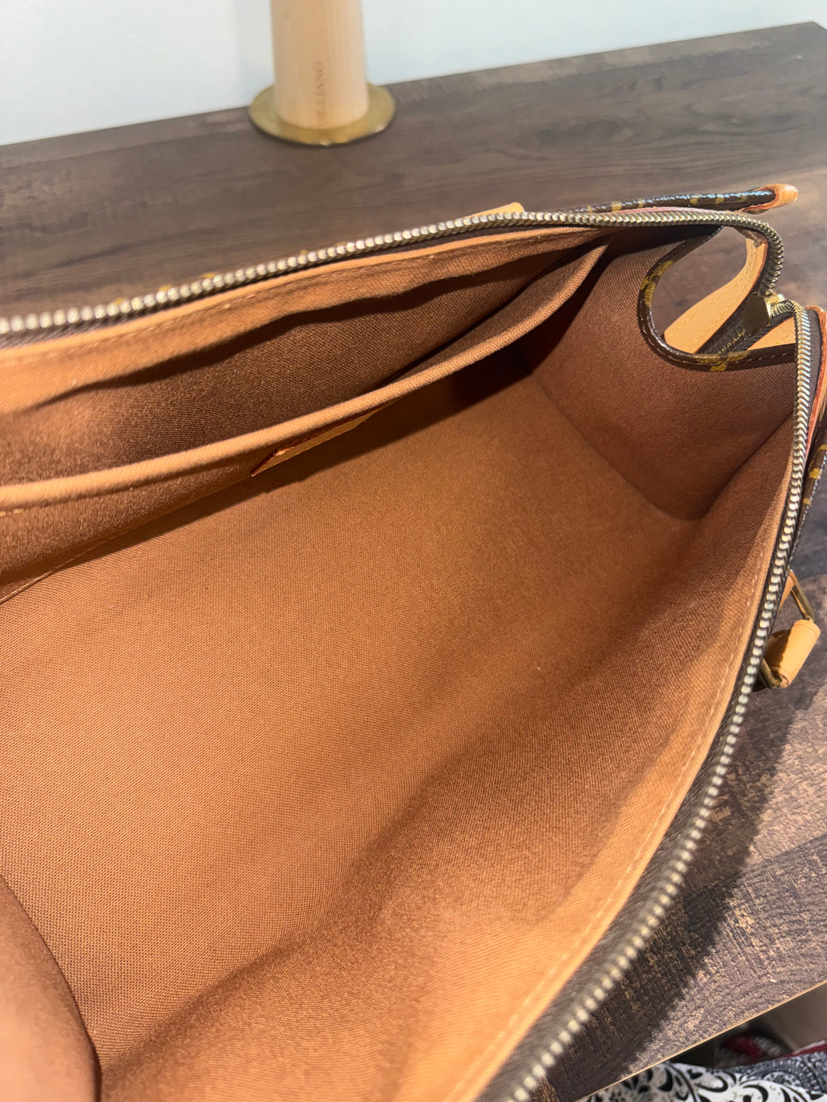 LOUIS VUITTON POPPINCOURT HANDBAG IN MONOGRAM