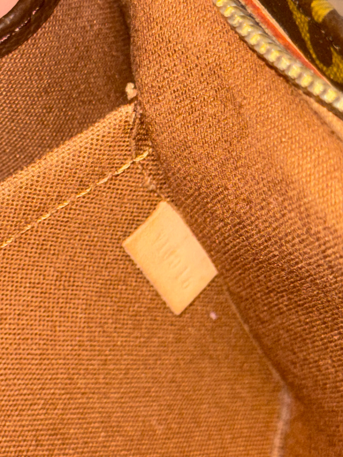 LOUIS VUITTON POPPINCOURT HANDBAG IN MONOGRAM