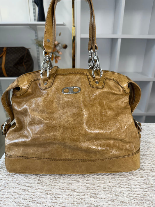 VINTAGE CÉLINE HANDBAG IN CRINKLED PATENT LEATHER