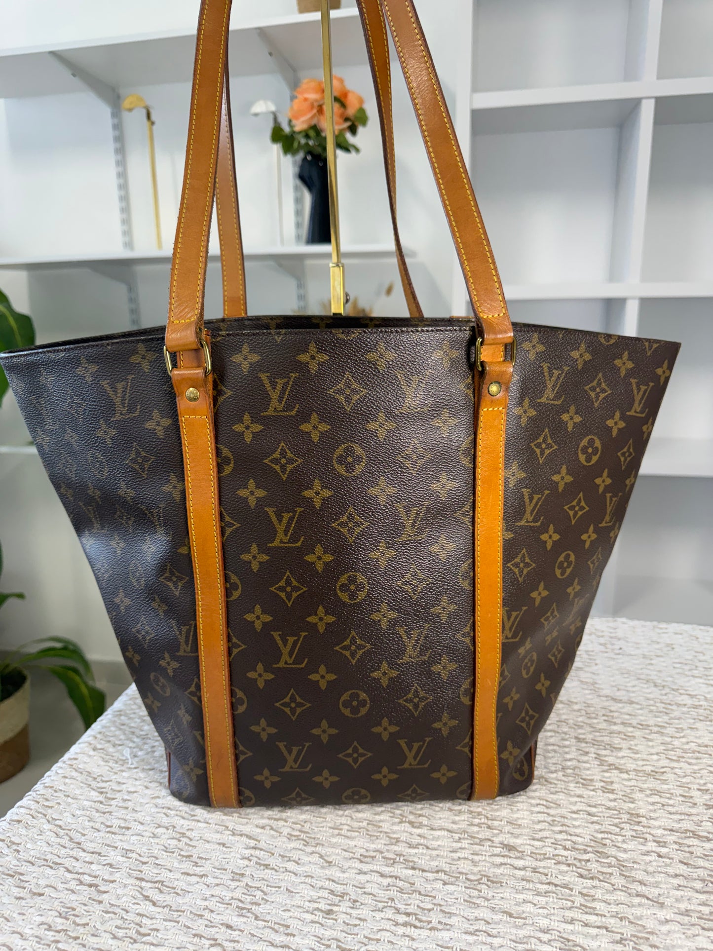 LOUIS VUITTON CANVAS SAC SHOPPING GM TOTE BAG in Monogram
