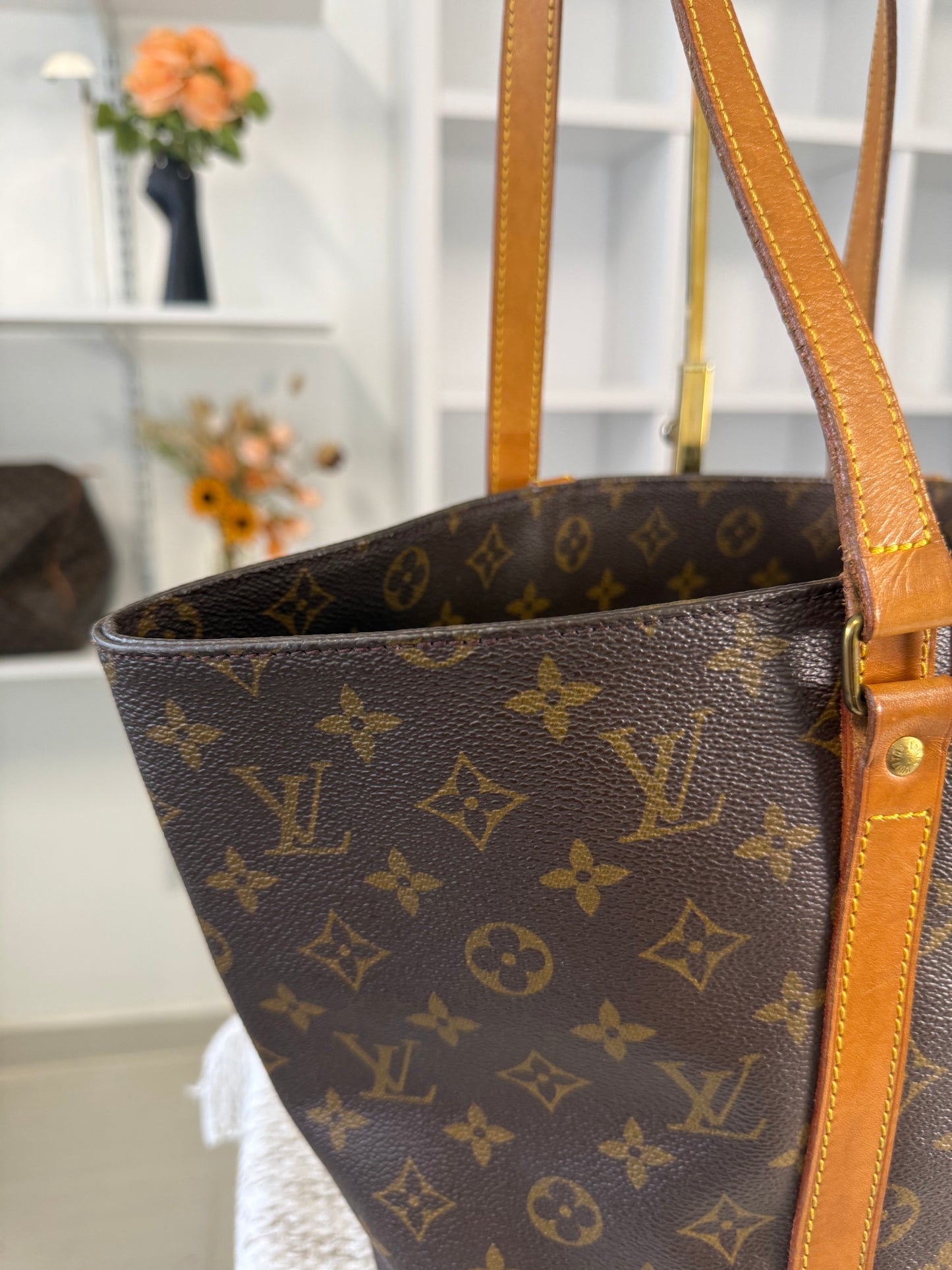 LOUIS VUITTON CANVAS SAC SHOPPING GM TOTE BAG in Monogram
