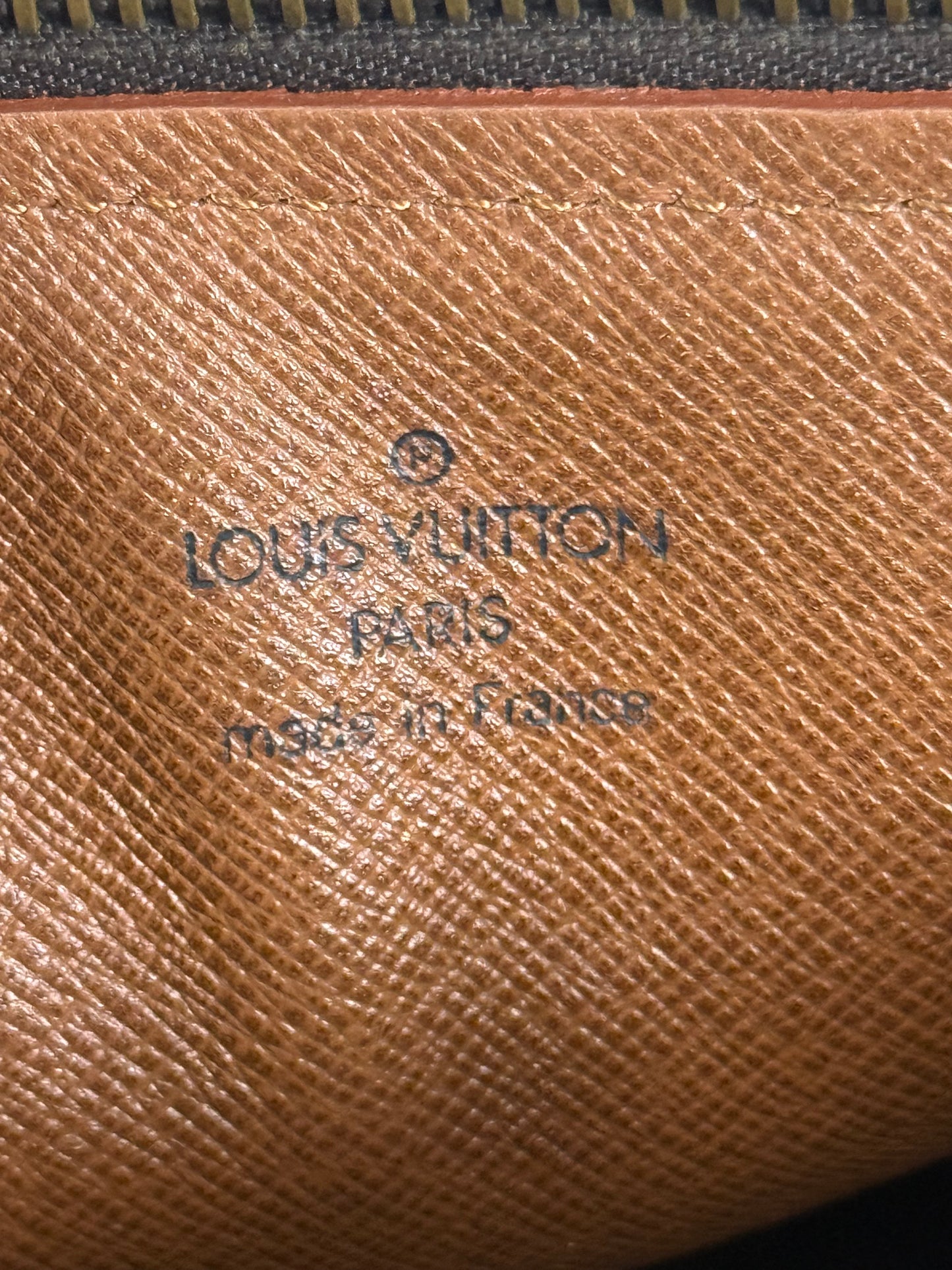 LOUIS VUITTON PAPILLON 26 TOP HANDLE BAG in Monogram